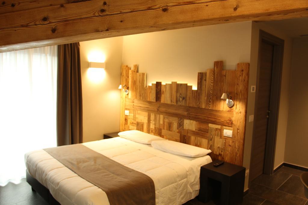 Monte Emilius Hotel Aosta Room photo